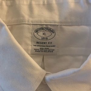 Brooks Brothers men’s XL white button down. EUC